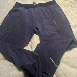 Men’s alphalete pants